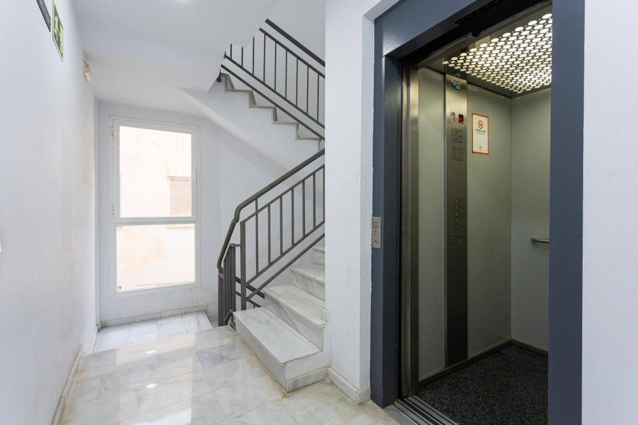 Holidays2Malaga Carrera Capuchinos Free Parking Aircon Downtown Extérieur photo